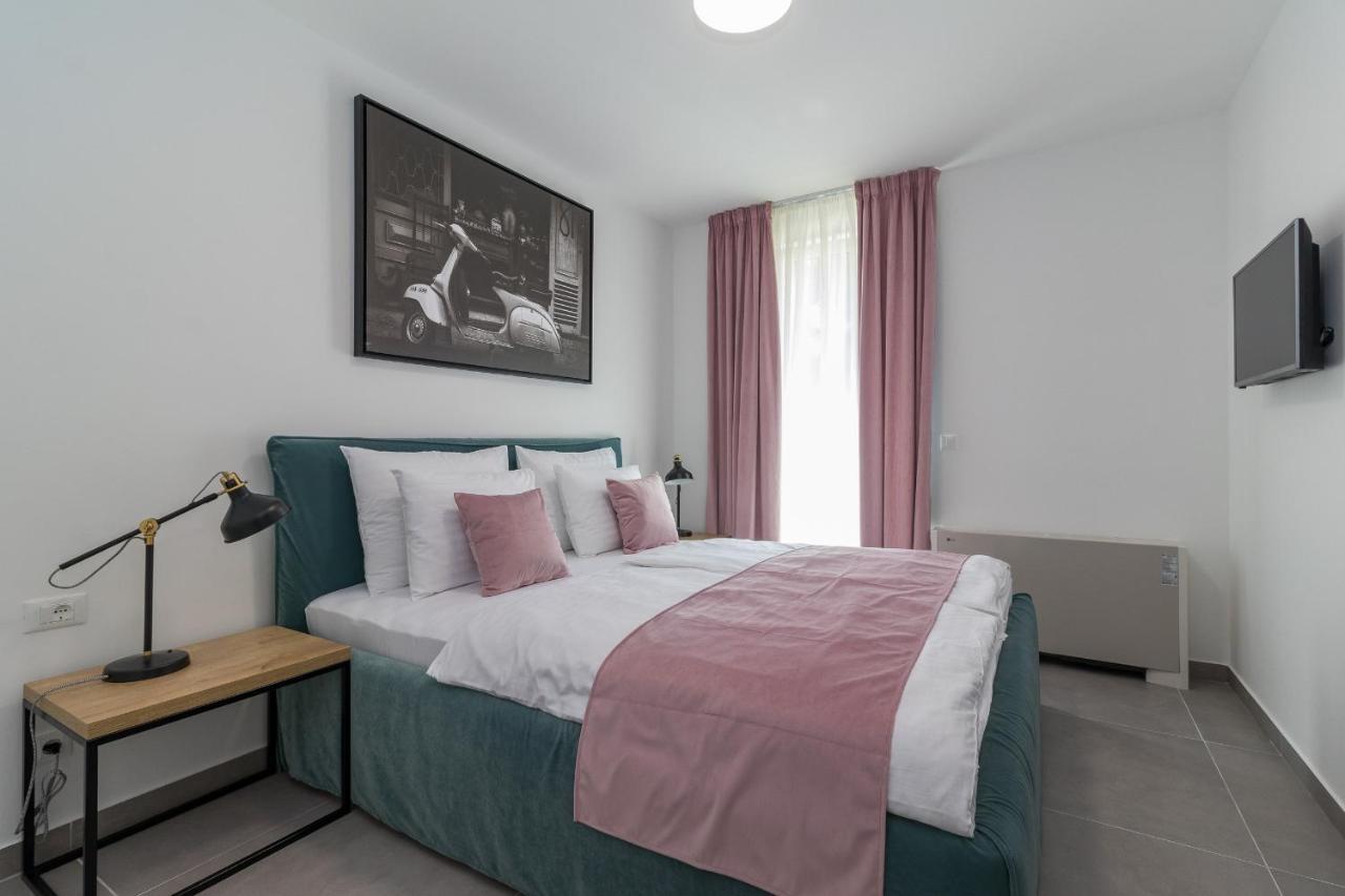 Luxury Apartments Magali 1 Ровинь Экстерьер фото
