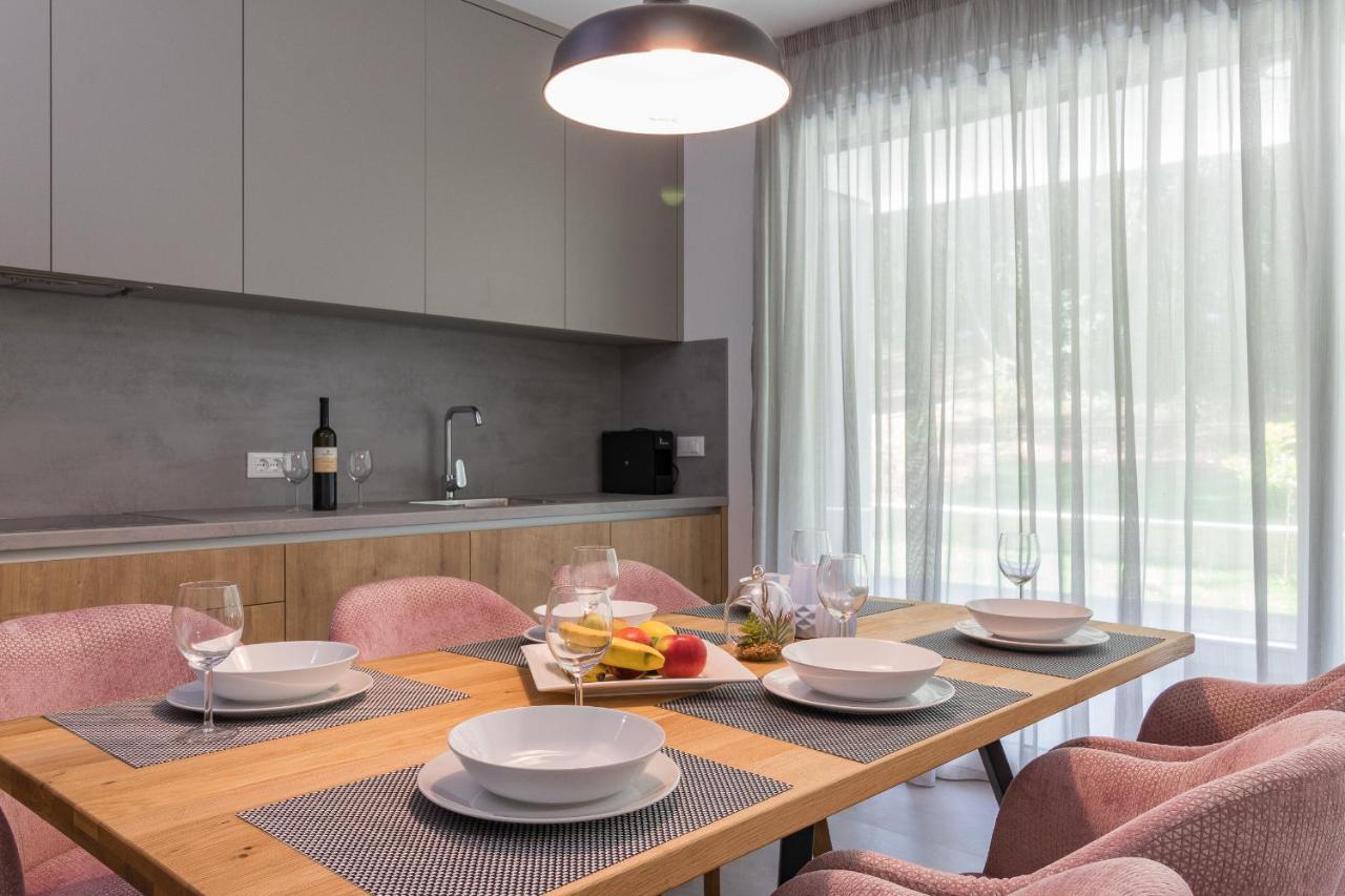 Luxury Apartments Magali 1 Ровинь Экстерьер фото